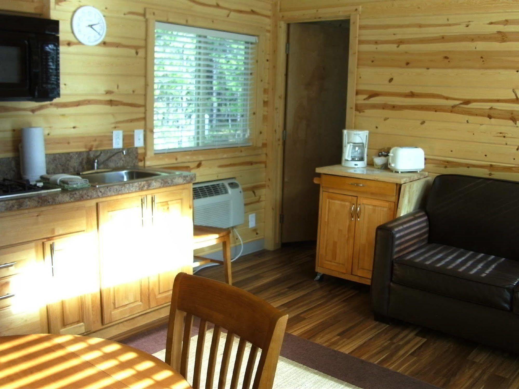 Bend-Sunriver Rv Campground Three Rivers エクステリア 写真